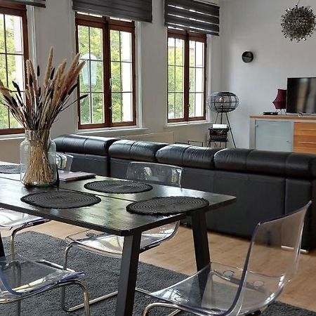 The View - Spacious 2 Bdr Appt In With View Anvers Dış mekan fotoğraf