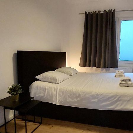 The View - Spacious 2 Bdr Appt In With View Anvers Dış mekan fotoğraf